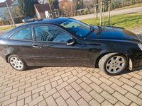 Gebraucht Mercedes 220 150 PS (110 kW) 2006 Schwarz Coupé