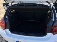 Gebraucht BMW 114 102 PS (75 kW) 2014 Weiß Kleinwagen