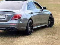 Gebraucht Mercedes E400 AMG line 333 PS (244 kW) 2016 Grau Limousine