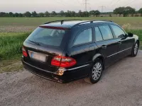 Gebraucht Mercedes E220 Elegance 170 PS (125 kW) 2008 Schwarz Kombi