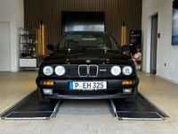 Gebraucht BMW 325 Cabriolet Performance 170 PS (125 kW) 1992 Schwarz Cabrio