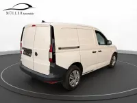 Gebraucht VW Caddy Basis 75 PS (55 kW) 2023 Weiß Van / Kleinbus