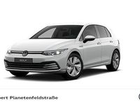 Gebraucht VW Golf VIII Style 130 PS (95 kW) 2024 Weiß Limousine