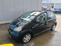Gebraucht Toyota Aygo 69 PS (50 kW) 2009 Schwarz Kleinwagen