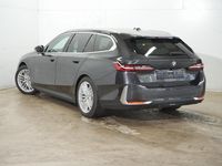 Second-hand BMW 520 Comfort Edition 197 CP (144 kW) 2024 Negru Break