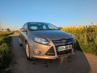 Używany Ford Focus Titanium 125 KM (91 kW) 2014 Szary Sedan/Limuzyna