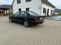 Gebraucht BMW 520 Basis 150 PS (110 kW) 1996 Schwarz Limousine