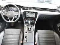 Używany VW Passat Elegance 150 KM (110 kW) 2023 Niebieski Kombi