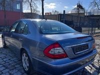 Gebraucht Mercedes E280 231 PS (169 kW) 2006 Blau Limousine