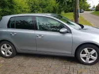 Gebraucht VW Golf VI 105 PS (77 kW) 2010 Grau Kleinwagen