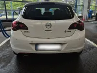 Gebraucht Opel Astra 160 PS (117 kW) 2010 Weiß Limousine