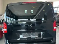 Gebraucht Mercedes V220 Avantgarde 163 PS (119 kW) 2023 Schwarz Van / Kleinbus