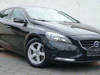 gebraucht Volvo V40 Momentum (Leder,Navi,PDC,AHK)