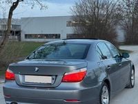 Gebraucht BMW 525 197 PS (144 kW) 2008 Grau Limousine