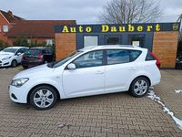 Gebraucht Kia Ceed 90 PS (66 kW) 2010 Weiß Kleinwagen