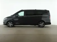 Gebraucht Mercedes V300 Avantgarde 237 PS (174 kW) 2026 Grau Van / Kleinbus