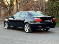Gebraucht BMW 523 Advantage 190 PS (139 kW) 2008 Schwarz Limousine