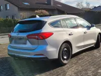Używany Ford Focus Cool & Connect 120 KM (88 kW) 2020 Srebrny Kombi