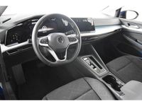 Gebraucht VW Golf VIII Life 150 PS (110 kW) 2021 Blau (metallic) Limousine