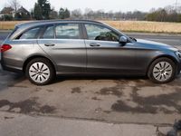 gebraucht Mercedes C220 T d 4Matic*2HD*LED*SHZG*NAVI*SCHECKHEFT