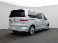 Gebraucht VW Multivan Life 150 PS (110 kW) 2024 Silber Van
