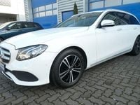Gebraucht Mercedes E220 Avantgarde 194 PS (142 kW) 2018 Weiß Kombi