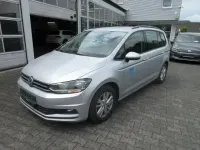 Gebraucht VW Touran Comfortline 150 PS (110 kW) 2020 Reflexsilber metallic Van / Kleinbus