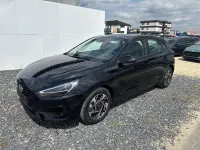 Neu Hyundai i30 Style 150 PS (110 kW) 2025 Abyss black a2b Limousine