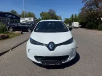Second-hand Renault Zoe Intens 42 kW (58 CP) 2017 Alb Hatchback