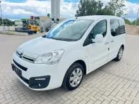 Gebraucht Citroën Berlingo SELECTION 99 PS (72 kW) 2017 Weiß Van / Kleinbus