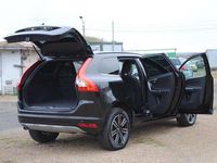Gebraucht Volvo XC60 Kinetic 190 PS (139 kW) 2017 Schwarz SUV