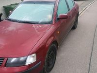 Gebraucht VW Passat 118 PS (86 kW) 1998 Rot Limousine