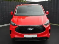 Gebraucht Ford Tourneo Custom Trend 136 PS (100 kW) 2025 Rot Van