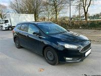 Gebraucht Ford Focus 125 PS (91 kW) 2016 Schwarz Kombi