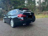 Gebraucht BMW 525 Luxury Line 218 PS (160 kW) 2015 Schwarz Kombi