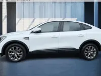 Gebraucht Renault Arkana Evolution 140 PS (102 kW) 2024 Weiss (weiß) SUV