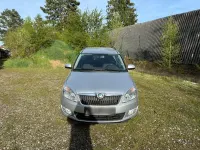 Gebraucht Skoda Roomster 90 PS (66 kW) 2012 Silber Van / Kleinbus