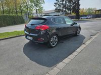 Gebraucht Kia Ceed Edition 7 128 PS (94 kW) 2014 Schwarz Kleinwagen