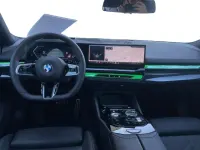 Gebraucht BMW 540 M Sport 286 PS (210 kW) 2025 Black sapphire metallic Kombi