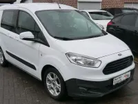 Gebraucht Ford Tourneo Courier 101 PS (74 kW) 2018 Weiß Van / Kleinbus