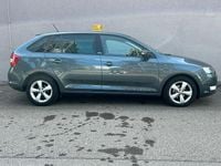 Gebraucht Skoda Rapid Joy 90 PS (66 kW) 2016 Grau Kleinwagen