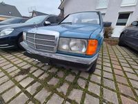 Gebraucht Mercedes 190 122 PS (89 kW) 1983 Blau Limousine