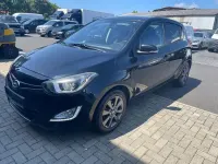 Gebraucht Hyundai i20 Edition 86 PS (63 kW) 2013 Schwarz Kleinwagen