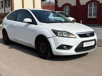 Gebraucht Ford Focus Titanium 145 PS (106 kW) 2009 Weiß Limousine