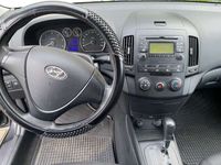 gebraucht Hyundai i30 i301.6 CRDi Automatik Classic