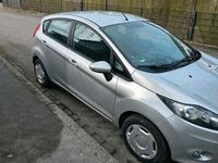 Gebraucht Ford Fiesta 2012 Grau Kleinwagen