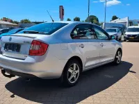 Gebraucht Skoda Rapid Ambition 122 PS (89 kW) 2013 Silber Kleinwagen