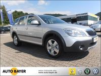 Gebraucht Skoda Octavia Scout 140 PS (102 kW) 2013 Silber metallic Kombi