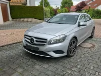 Gebraucht Mercedes A180 122 PS (89 kW) 2014 Silber Limousine