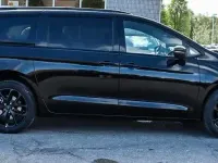 Neu Chrysler Pacifica Limited 291 PS (214 kW) 2026 Schwarz Van